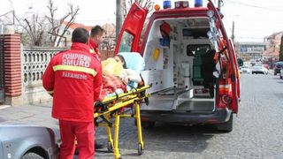 Din centrul de plasament au ajuns la spital, după ce au consumat etnobotanice. Cele cinci fete sunt minore