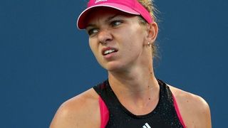 Nu scapă de operaţie! Simona Halep a renunţat la Turneul Campioanelor şi va suferi o intervenţie medicală