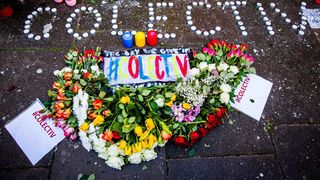 La trei ani de la tragedia de la Colectiv, &icirc;ncă apar declaraţiile cutremurătoare ale martorilor:&rdquo;Pe toate scria MAMA sau TATA&rdquo;