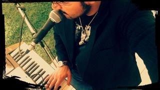 ANAF-ul le-a pus g&acirc;nd rău lăutarilor. El este primul artist amendat de oamenii legii. Ce sumă trebuie să achite