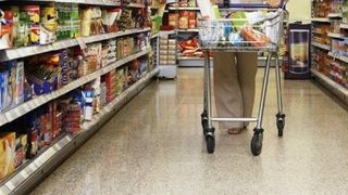 Ne pregătim de noi creşteri la preţul alimentelor de bază. P&acirc;inea ar putea să coste cu 20% mai mult