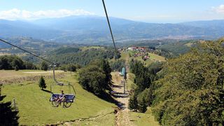 Turismul, singura salvare a locuitorilor din Valea Jiului, dupa ce moartea mineritului i-a condamnat la saracie!