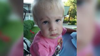 Anchete &icirc;n lanţ &icirc;n cazul copilaşului care a murit la un spital privat din Capitală. Părinţii fac acuzaţii dure la adresa personalului medical