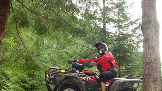 INCREDIBIL! Cântăreţul care a murit decapitat în timp ce mergea cu ATV-ul, căutat deja de cei la care trebuia să cânte: ”Toţi cei care aţi semnat un contract cu Bogdan pentru un viitor eveniment vă rog să mă contactaţi în privat”