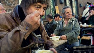 Asistaţii social, noua ţintă a Statului: &ldquo;Cine refuza un loc de munca pierde ajutorul social&rdquo;