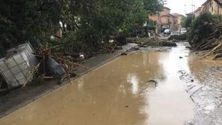 Inundaţiile au făcut prăpăd &icirc;n Italia! &Icirc;n Sicilia a fost instaurată starea de urgenţă!