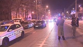 Urmărire ca &icirc;n filme, &icirc;n Capitală. Mai multe echipaje de poliţie au blocat maşina unui şofer. Ce s-a &icirc;nt&acirc;mplat