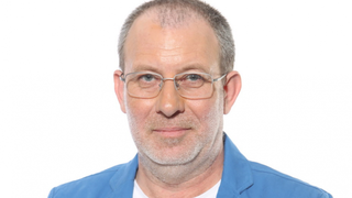 Fiul părăsit de Florin Busuioc a avut prima reacţie după infarctul tatălui său! Florin Jr a compus recent o melodie &icirc;n care l-a acuzat pe Busu că şi-a luat tălpăşiţa din viaţa lui!