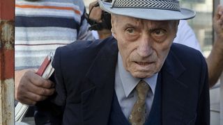 Torţionarul Alexandru Vişinescu a fost înmormântat în mare secret! Ceremonia a avut loc sâmbătă, doar în prezenţa rudelor, într-un sat din judeţul Buzău