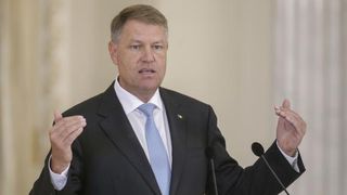 Laufer, atac dur la adresa lui Iohannis, după ce a refuzat să-l numească la ministerul Dezvoltării. Cum a reacţionat Preşedintele