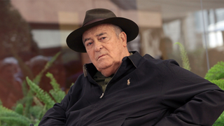 Regizorul italian  Bernardo Bertolucci, premiat cu Oscar, a încetat din viaţă după ce a pierdut lupta cu cancerul