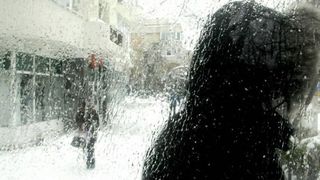 Meteorologii vin cu veşti proaste: fenomenul freezing rain va lovi Rom&acirc;nia!