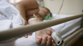 Daria a murit de foame, chiar &icirc;nainte să &icirc;mplinească doi ani. Mama era plecată la muncă &icirc;n străinătate, iar tatăl mai are grijă de &icirc;ncă trei copii