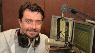 Prezentatorul de radio Gavin Ford a murit! A fost găsit strangulat şi cu m&acirc;inile la spate