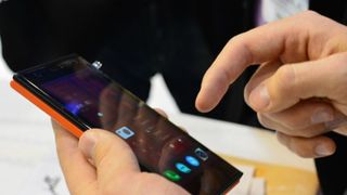 Neam unit. Alexandru, un t&acirc;năr sclipitor, care la numai 14 ani salvează vieţi prin aplicaţii create chiar de el