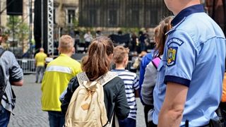 Elevii care chiulesc, probleme cu Poliţia. Amenzile pe care le riscă părinţii