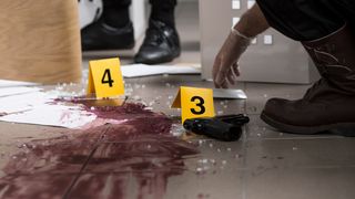 Decizie &icirc;n cazul poliţistului din Oraviţa care şi-a omor&acirc;t iubita, după care s-a sinucis. Ce au descoperit anchetatorii