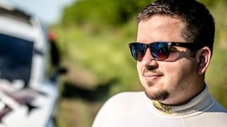 Costeluş Căşuneanu s-a dat în spectacol în Ungaria la un raliu FOTO