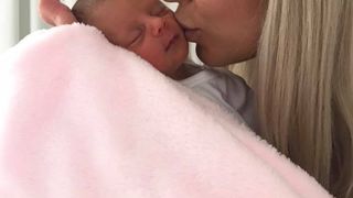 Elena Udrea alaturid e fetita ei