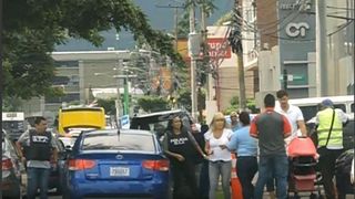 Elena Udrea a fost ridicata de pe strada de autoritatile din Costa Rica