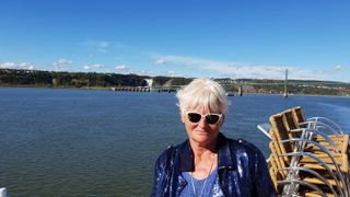 Scandal din cauza pensiei uriaşe a Monicăi Tatoiu: &ldquo;Să vă fie ruşine că jigniţi pensionarii care au muncit din greu, nu din v&acirc;nzarea unor produse cosmetice inutile&rdquo;