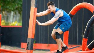 De ce e Mihai Berar de la Exatlon at&acirc;t de bun la finalizare? Războinicul e cel mai bun trăgător cu pistolul din jandarmerie!