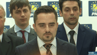 Panica in timpul unei conferinte de presa! Un candidat la alegerile locale a lesinat.