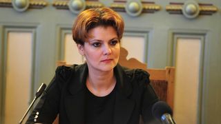 Lia Olguta Vasilescu, primarul Craiovei, a iesit de la DNA! "Acest dosar mi se pare aberant"
