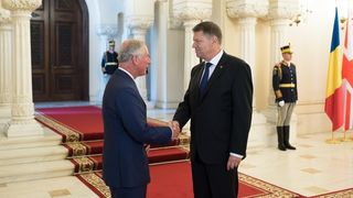 Intalnire intre Klaus Iohannis si Printul Charles, la Palatul Cotroceni. Cei doi au discutat despre potentialul turistic "extraordinar" pe care il are tara noastra