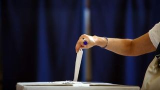 Statistica dureroasa! Aproape jumatate dintre primarii municipiilor din Romania au probleme cu legea! 25 dintre ei vor sa fie iar Primari!