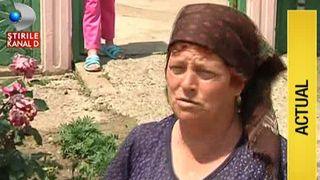 Cum au reactionat oamenii de la sate cand au vazut tableta din sectia de votare. "Nu stiu ce e aia tableta. Internet?"