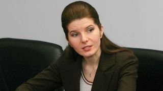 Sotul Monicai Iacob Ridzi s-a dus la vot cu copiii! A fost reales primar in Petrosani, desi nevasta lui este condamnata pentru fapte de coruptie