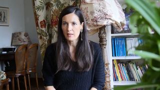 Cum arata casa in care Clotilde Armand isi creste cei patru copii! Frantuzoaica locuieste intr-o vila cocheta din sectorul in care a candidat