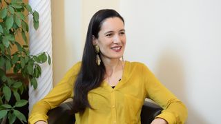Copacelul pus de Clotilde Arman in campania electorala a disparut! A ramas doar gaura unde fusese plantat