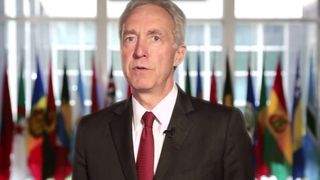 Ambasadorul SUA la Bucuresti le raspunde lui T. Basescu si lui C. P. Tariceanu: E datoria mea sa fac observatii