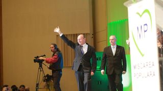Apare un nou partid politic care va fi condus de Traian Basescu
