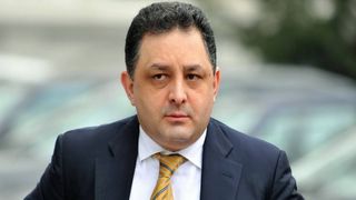 Marian Vanghelie face praf lupta anticoruptie. Romanii au demonstrat ca vor sa fie condusi de infractori. Fostul edil: "Nu cred ca oamenii sustin DNA-ul"