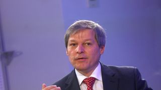 Dacian Ciolos se implica tot mai mult in problemele din sistemul de sanatate