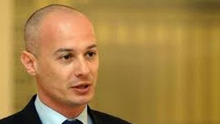 Fostul Guvernator BNR, Bogdan Olteanu, adus din Arestul Capitalei la DNA pentru a fi audiat in dosarul in care este acuzat de trafic de influenta