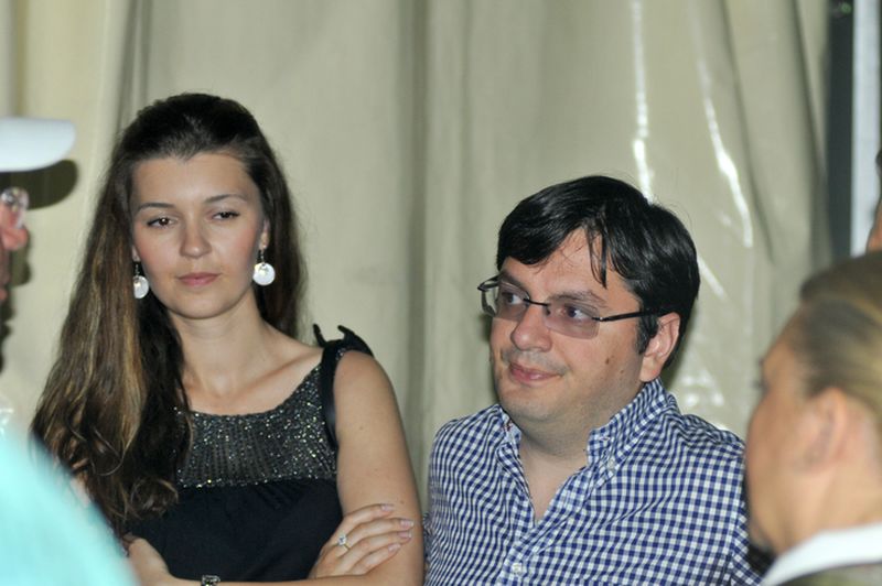 Mihaela, sotia fostului Ministru, e nascuta la Scornicesti