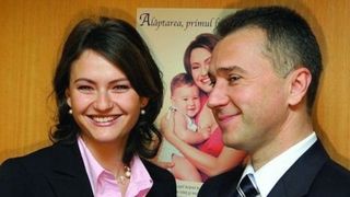 Un fost ministru al sanatatii a dezvaluit ce avere i-a lasat la partaj fostei sotii! Ovidiu Branzan s-a separat de Dana Razboiu dupa ce stirista l-a acuzat ca a batut-o!