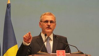 Dragnea isi avertizeaza colegii de partid: "Se trage in noi din toate partile si din interior si din exterior"