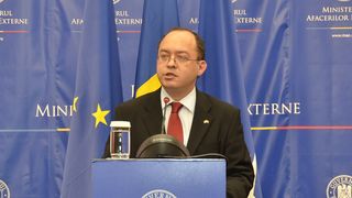 Bogdan Aurescu, actualul consilier al lui Iohannis, a facut nunta in secret! Cat a scos "la dar" fostul Ministru de Externe al Romaniei si cine e aleasa lui