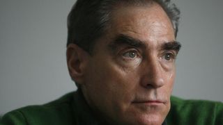 Camera Deputatilor a decis ca Petre Roman sa isi reia mandatul de deputat dupa mai bine de un an. El va primi indemnizatii restante de peste 90.000 lei