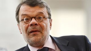 Daniel Barbu, senator ALDE: "Meseria de politician este mai riscanta decat misiunea unui soldat in Afganistan"