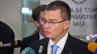 PNL: "Fostul sef SIE, Razvan Mihai Ungureanu, este prea calificat pentru functia de parlamentar"