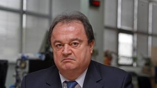 Aripa democrat-liberală din PNL alege &icirc;nlocuitorul lui Vasile Blaga la şefia partidului; liberalii vor preşedinţie unică