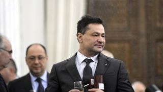 Ministrul Transporturilor demisioneaza din Guvern si se inscrie in PNL/ SURSE