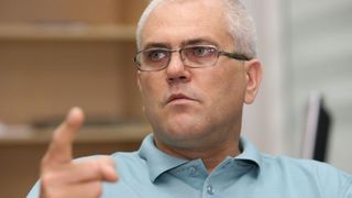 Mihai Pieleanu castiga peste 5.000 de euro pe luna din sondajele pentru partidele politice! Celebrul sociolog are si 250.000 de euro in conturi!