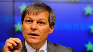 Ciolos: "O Romanie fara coruptie, o Romanie guvernata cu bun simt nu sunt iluzii, cum spune domnul Dragnea"